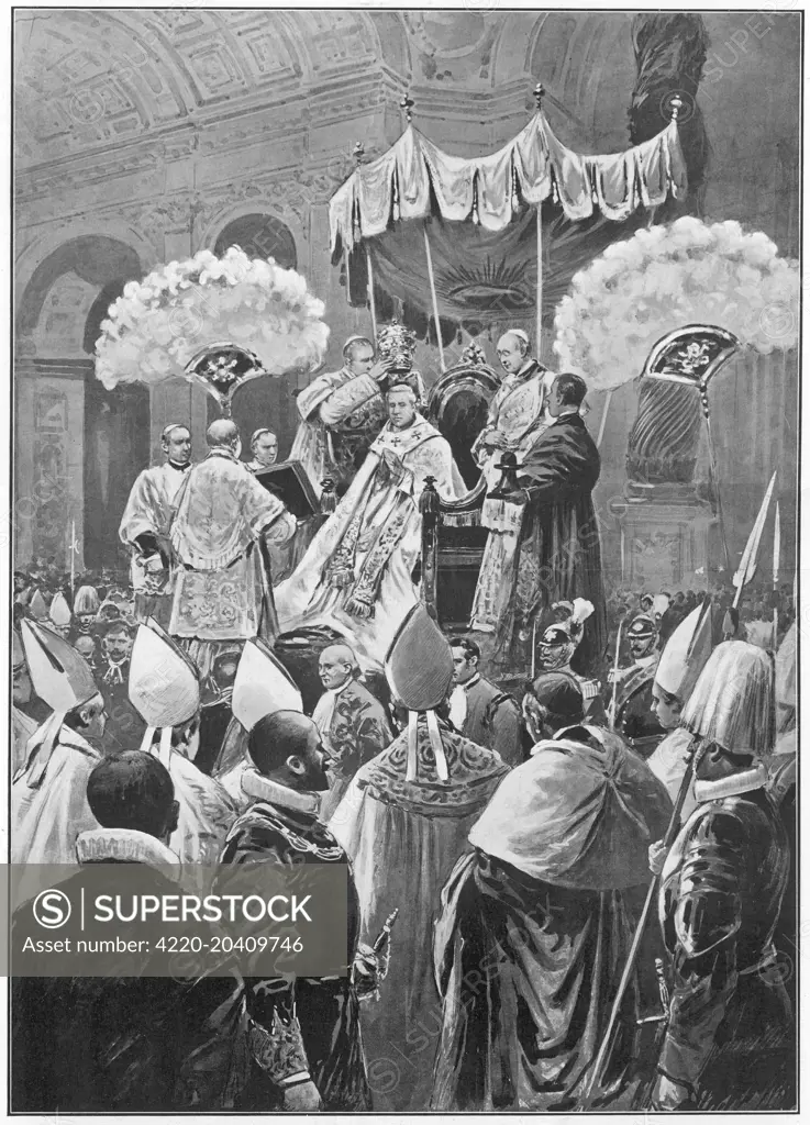 The coronation of a pope : Pius X (Giuseppe Sarto) is  crowned in St Peter's, Rome         Date: August 1903