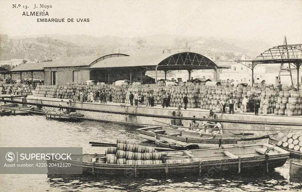 Almeria, Spain - Embarkation of Eggs in barrels for export.     Date: 1920s