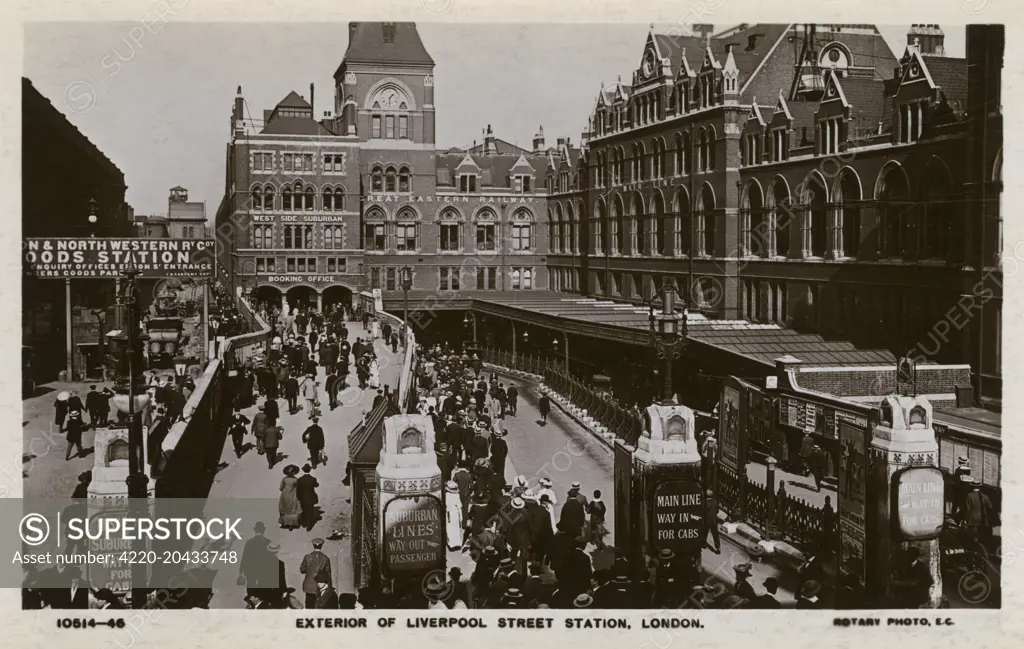 Exterior of Liverpool Street Station, London, England     Date: circa 1910s