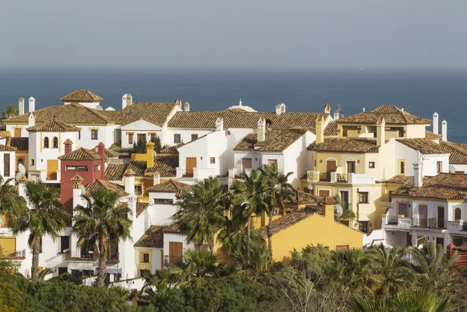 Andalusian architecture prevails in many contemporary urbanizations like La Alcaidesa at the Mediterranean Sea   Cadiz province, Andalusia, Spain     Date: 