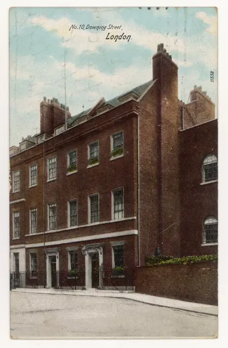 NUMBER TEN, DOWNING STREETThe official residence ofthe Prime Minister ofGreat Britain Date: 1906