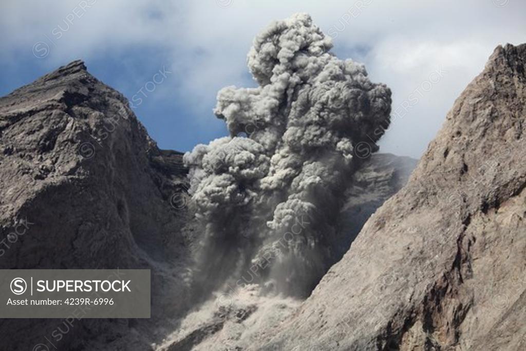 November 28, 2012 - Ash cloud from powerful explosive strombolian ...