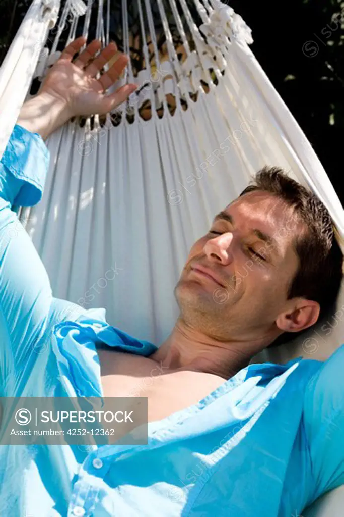 Man hammock