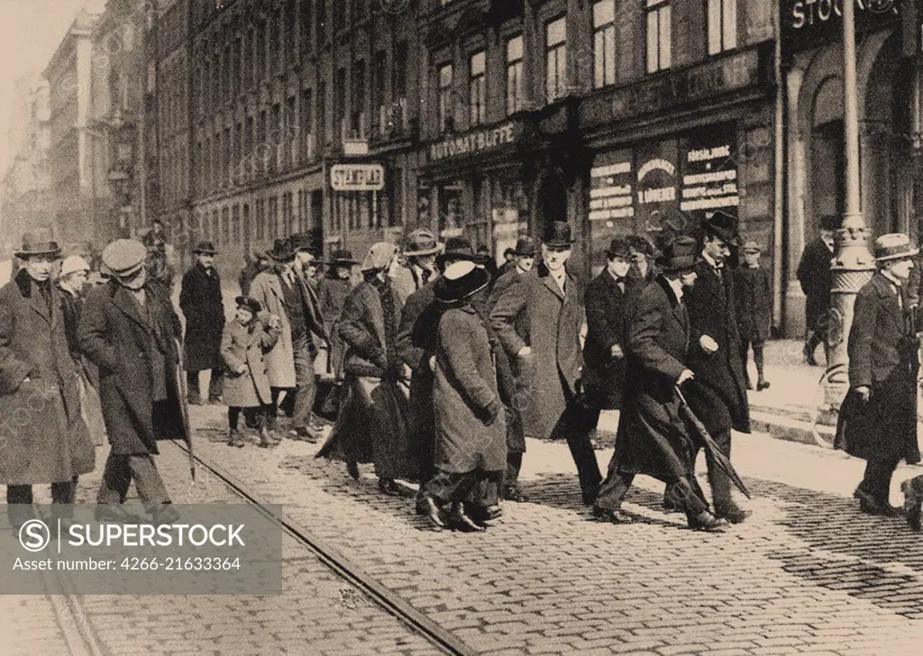 Lenin in Stockholm with Ture Nerman and Carl Lindhagen on 13 April 1917, Malmström, Axel (1872-1945)