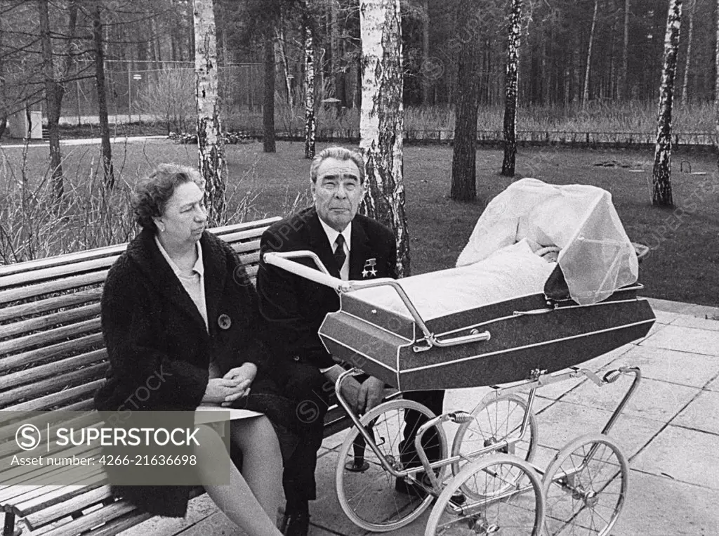 Viktoria Brezhneva and Leonid Brezhnev at the summer house in Zarechye, Anonymous  