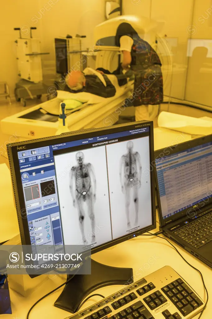 Bone scintigraphy, nuclear medicine department.