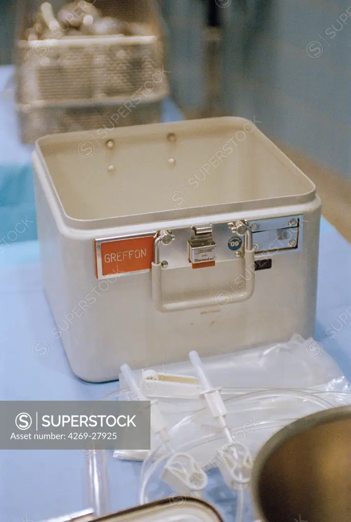 Organ transplantation. Container used to transport a liver transplant. Versailles hospital, France.