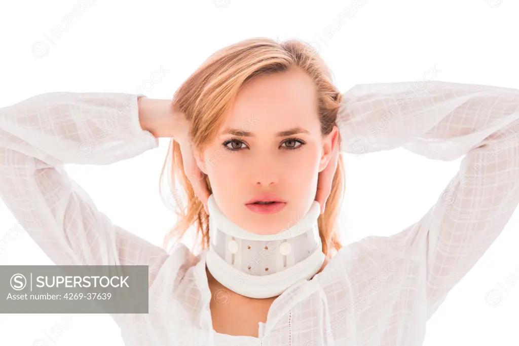 Woman wearing neck brace