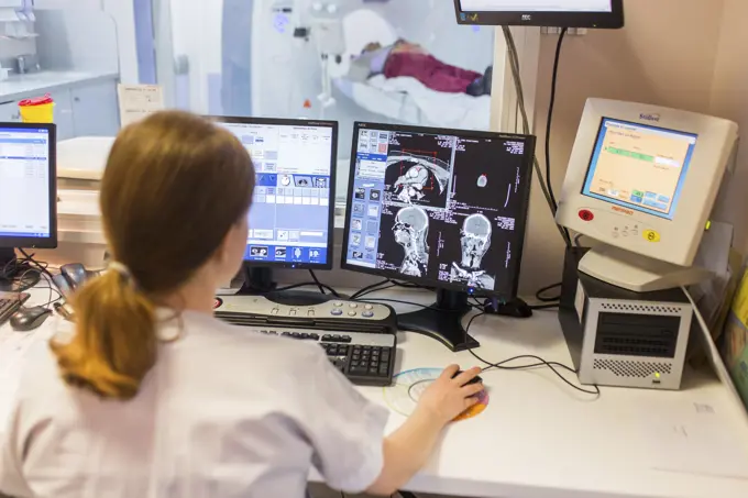 Brain CT scanning, Bordeaux hospital, France.