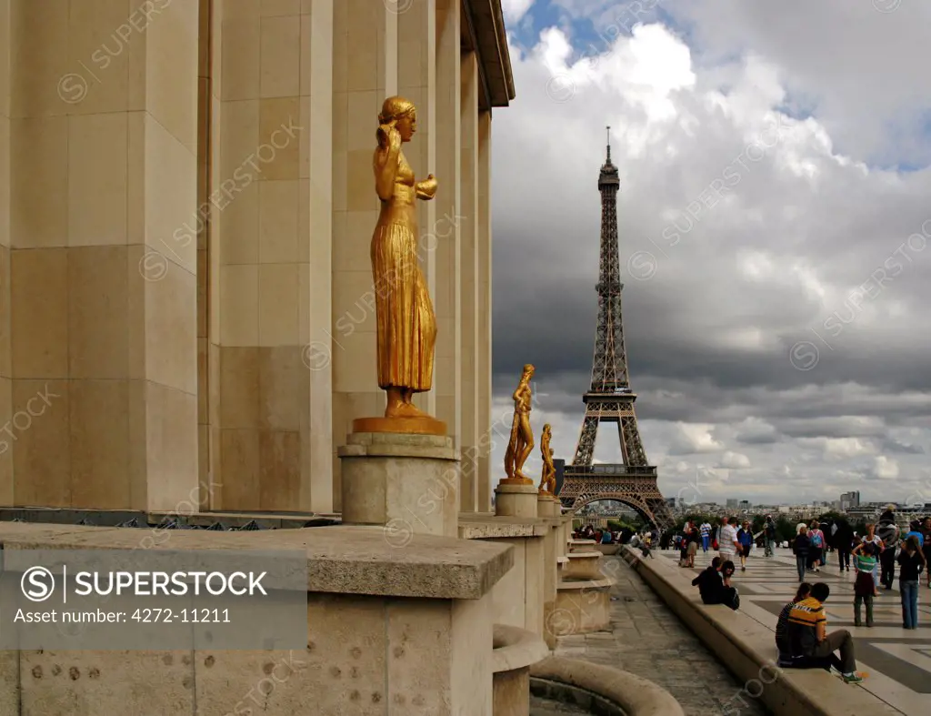 France, Paris. The Eiffel Tower in Paris seen from Trocadero Square.