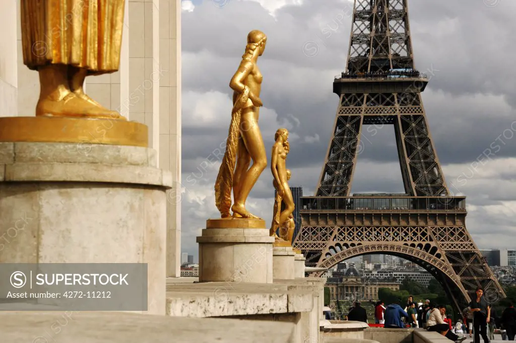 France, Paris. The Eiffel Tower in Paris seen from Trocadero Square.