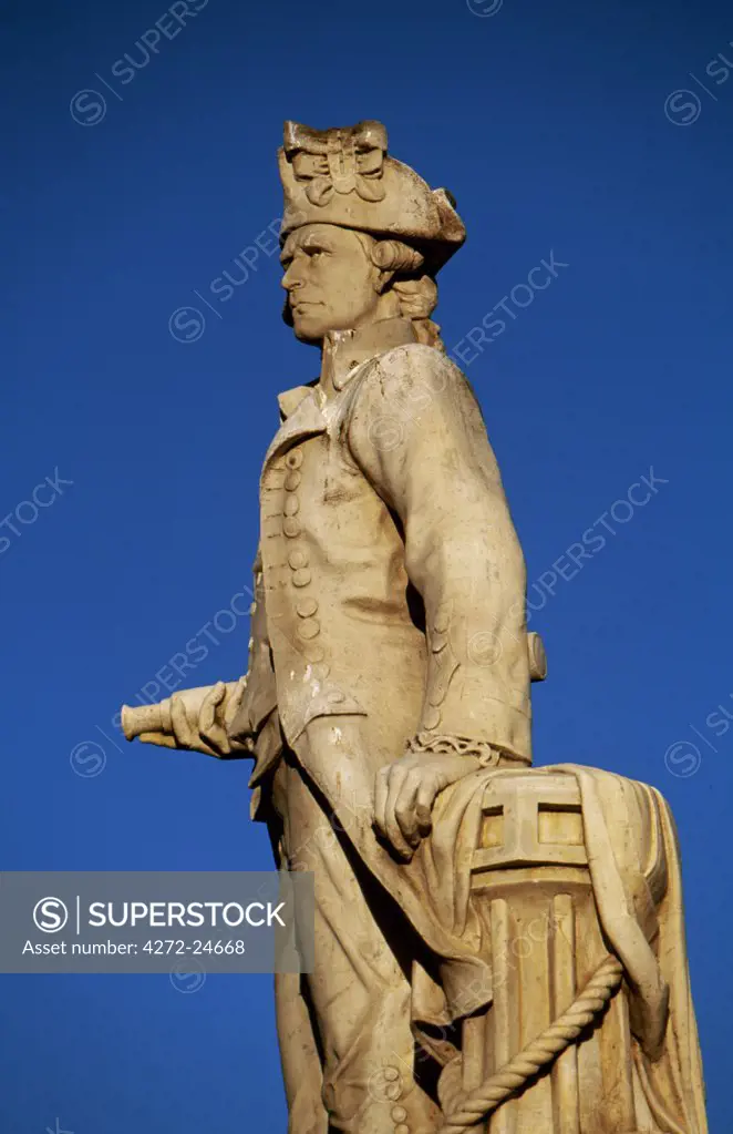 Statue of Captain Cook, Christchurch, South Island, New Zealand.