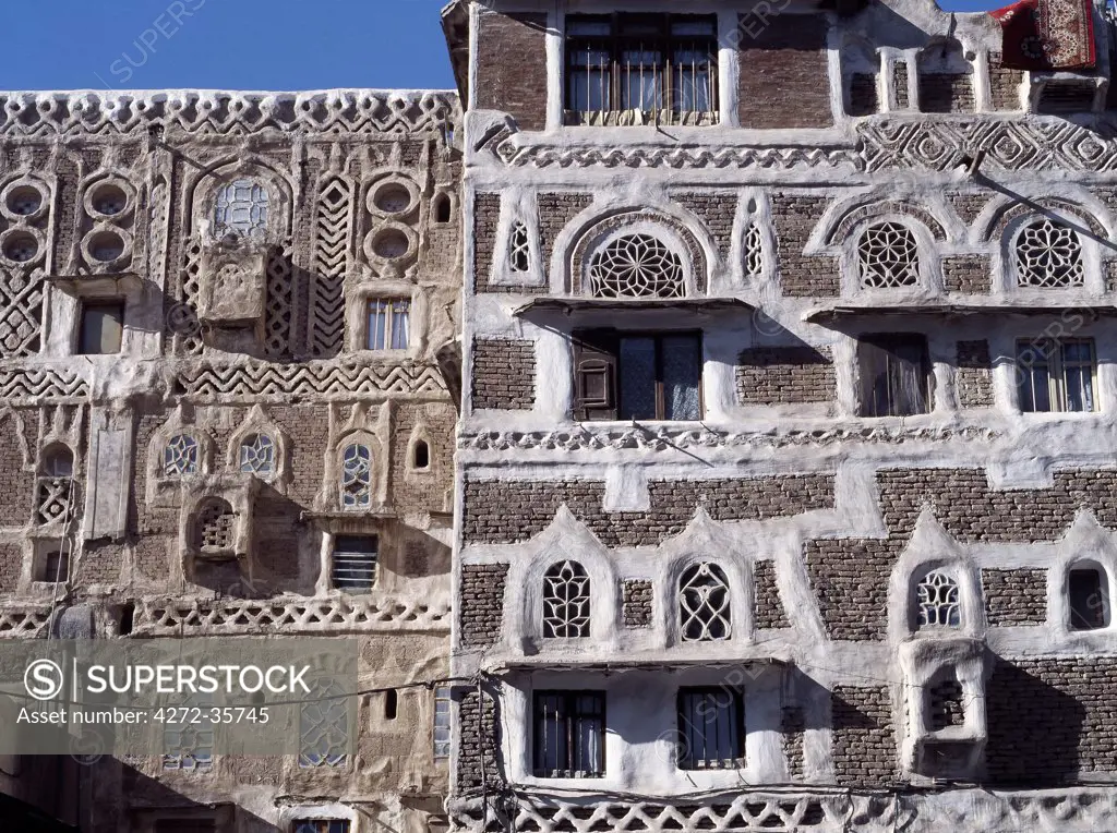 Surrounded by a massive 20 to 30 foot high wall, old Sanaa is one of the worlds oldest inhabited cities.  Several stone and brick buildings date back to the 11th Century AD, many are over 400 years old.  Modern buildings follow the same 1,000-year-old distinctive Yemeni architectural style.