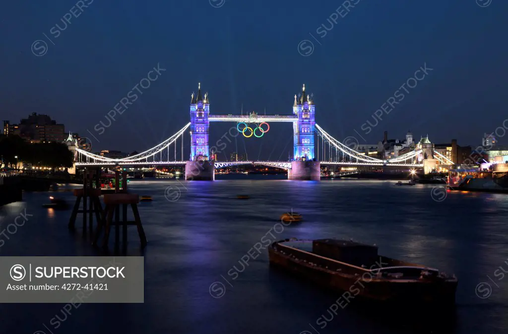 Londons famous Tower Bridge with the Olympic Rings at dusk.