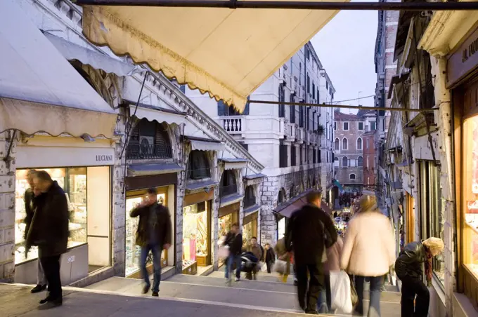 Rialto bridge, Venice, Veneto, Italy