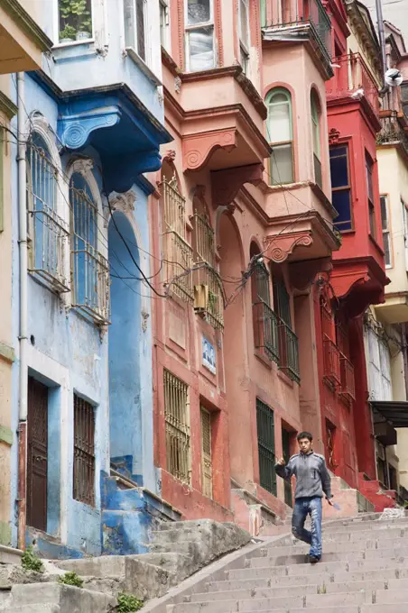 Colourful houses on the backstreets of Sultanahmet, Istanbul.