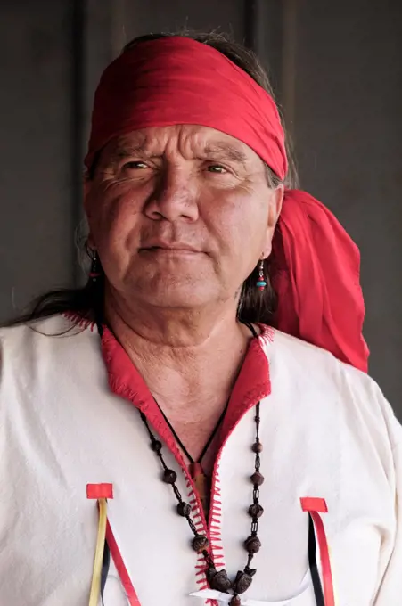 Apache Indian, Apache Spirit Ranch, Tombstone, Arizona, USA  MR