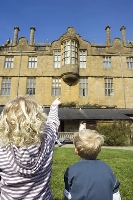 England, Somerset, Montacute. Montacute House - a magnificent Elizabethan renaissance Ham Hill stone manor house. It was the location for the 1995 'Sense and Sensibility' film and was described as as one of the glories of late Elizabethan architecture. (MR)