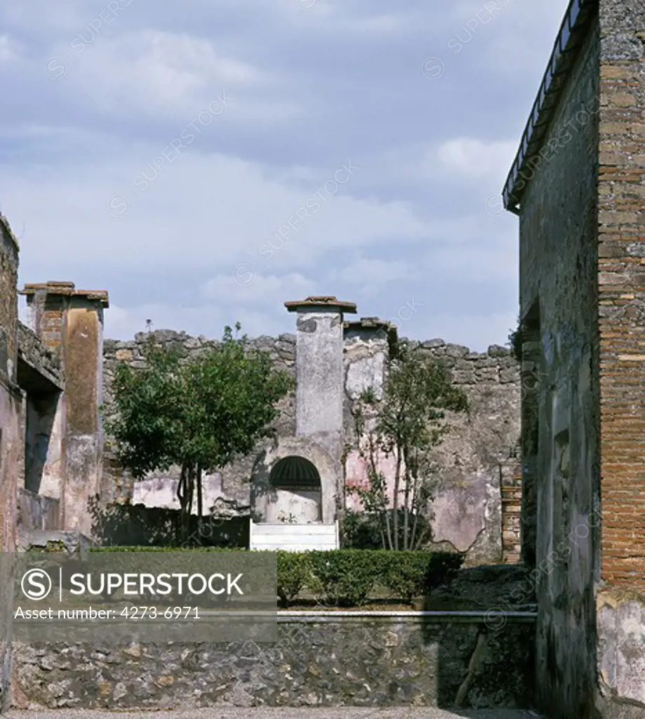 Pompeii In Italy, City Destroyed And Completely Buried During An Eruption Of The Volcano Mount Vesuvius In August 79, A Unesco World Heritage Site Since 1997