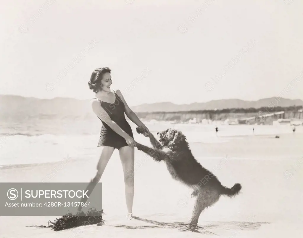 Frolicking on the beach (OLVI007_OU859_F)