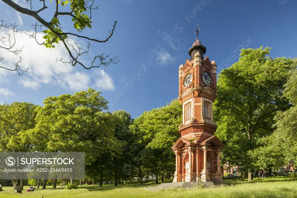 Summer afternoon in Preston Park.