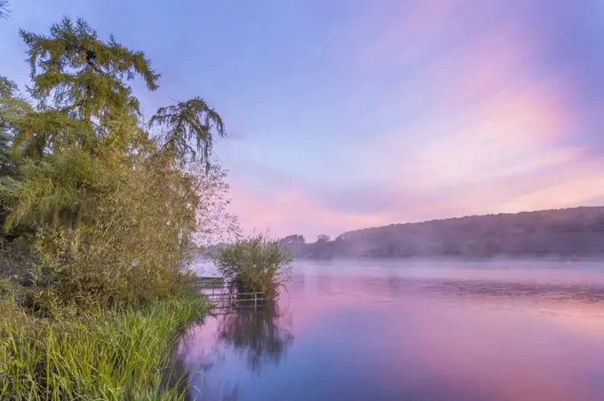 Dawn at Thornton Reservoir in Leicestershire.