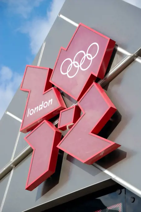 England, London, Trafalgar Square. London 2012 Olympic logo.