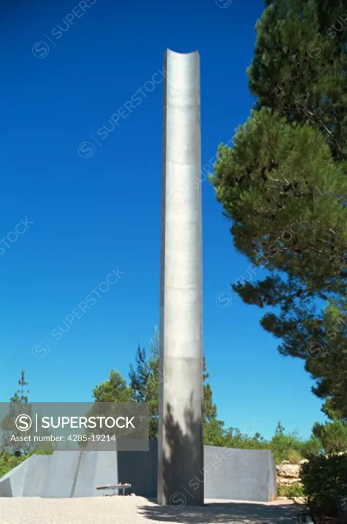 Israel, Jerusalem, Yad Vashem, Pillar of Heroism