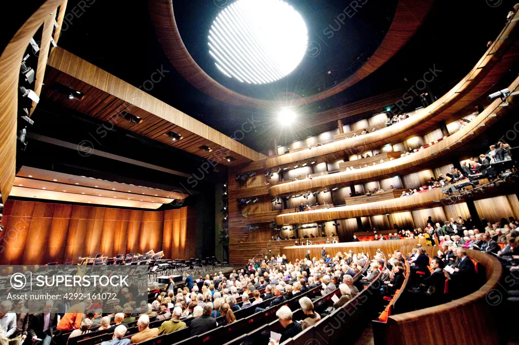 Europe, Norway, Oslo, Opera House designed by architect Snohetta, interior auditorium, Santa Cecilia orchestra concert