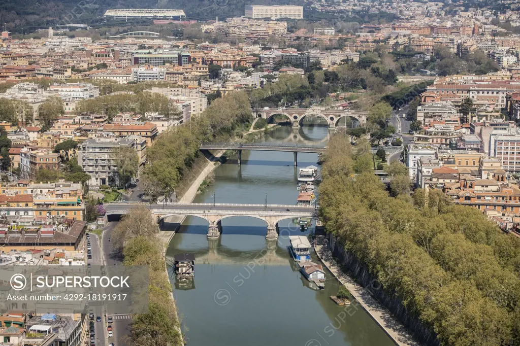 Italy, Lazio, Rome, Tiber river