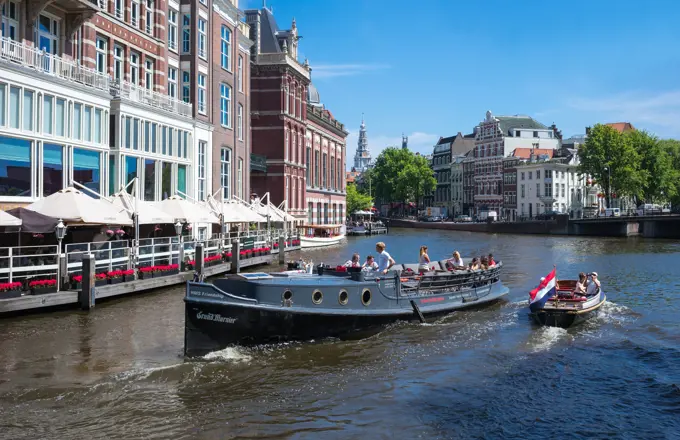 Amsterdam, view of the canal from the Munt Plein Amstel