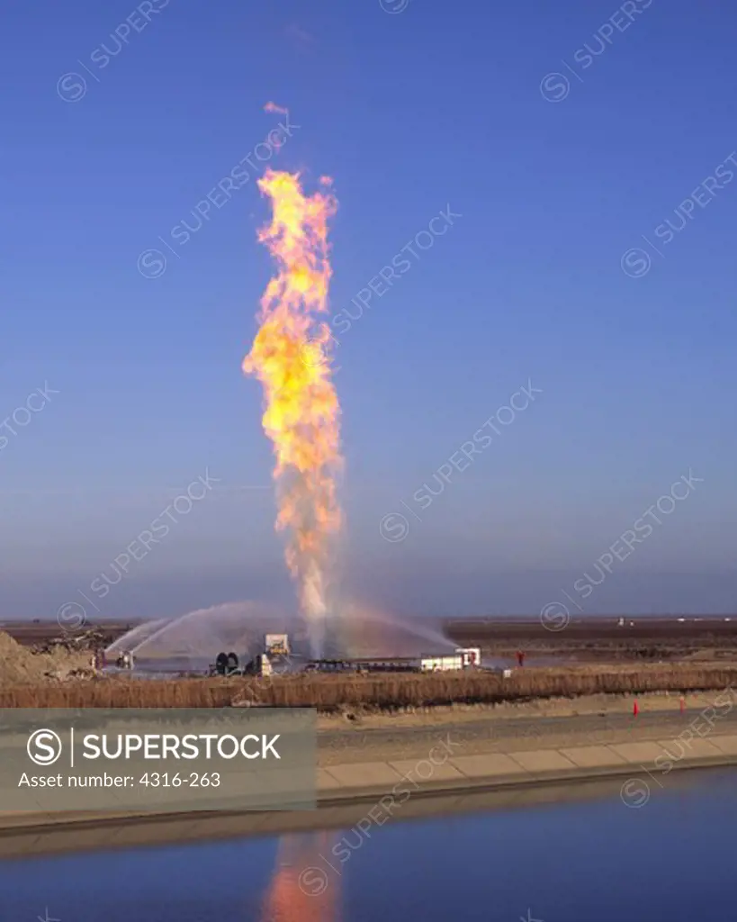 Water Cannons Reign In a Massive Natural Gas Well Fire