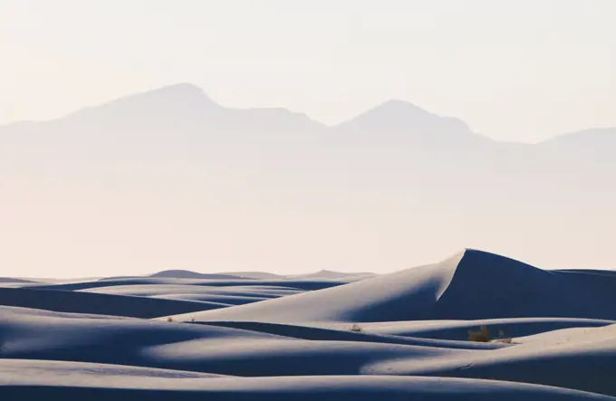 Gypsum sand dunes, White Sands National Monument, New Mexico, USA