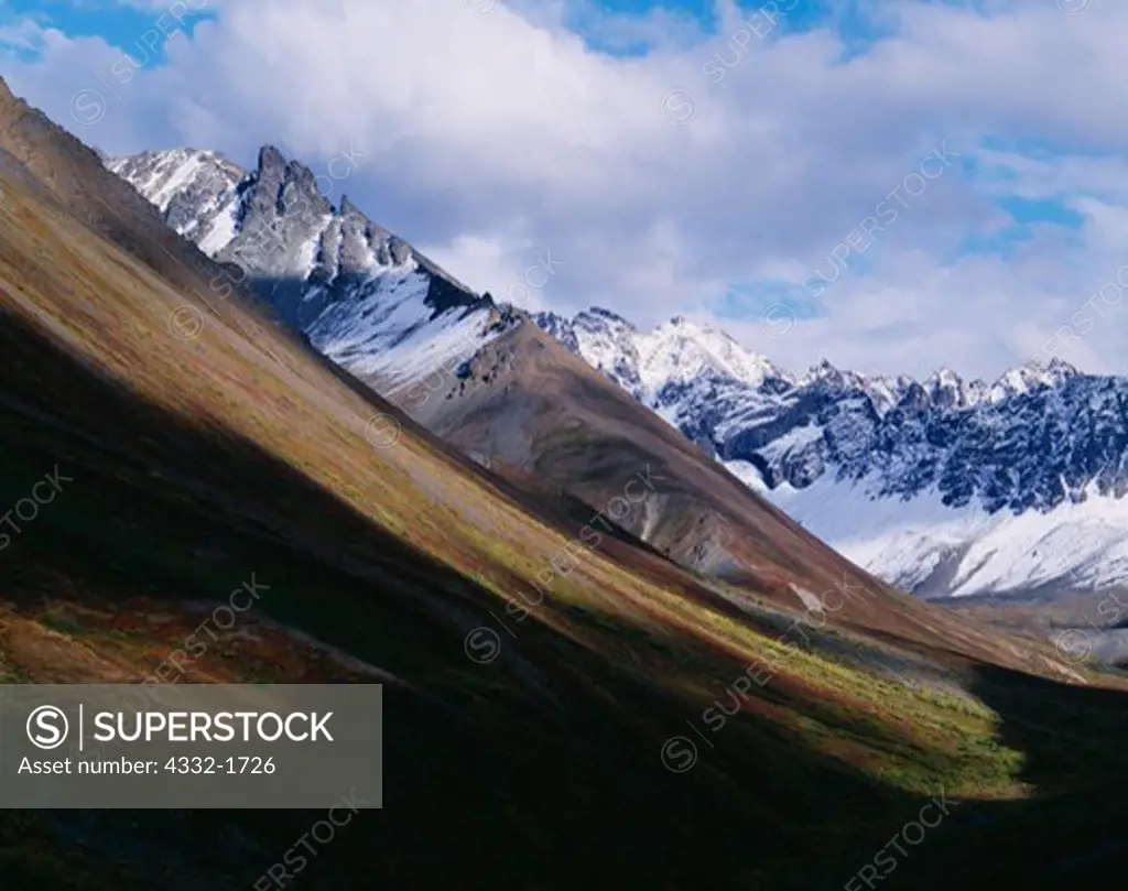 Valley of Hope Creek south of Upper Twin Lake, Alaska Range, Lake Clark National Park, Alaska.