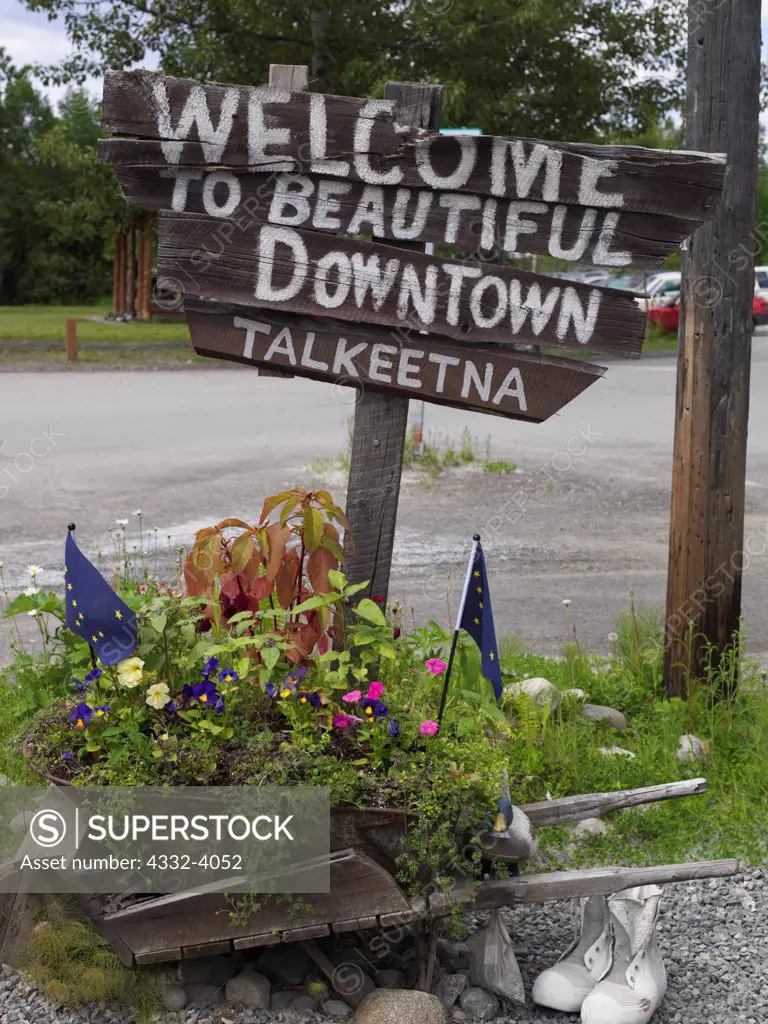 'Welcome to Beautiful Downtown Talkeetna' sign, Talkeetna, Alaska.