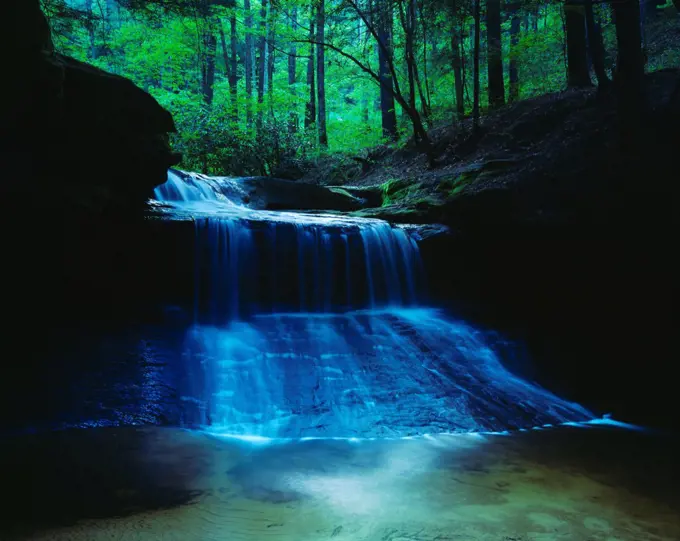 Creation Falls, Red River Gorge Geologic Area, Daniel Boone National Forest, Kentucky.