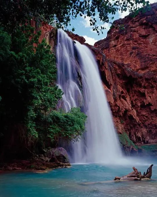 Havasu Falls, Havasu Canyon of the Grand Canyon, Havasupai Reservation, Arizona.