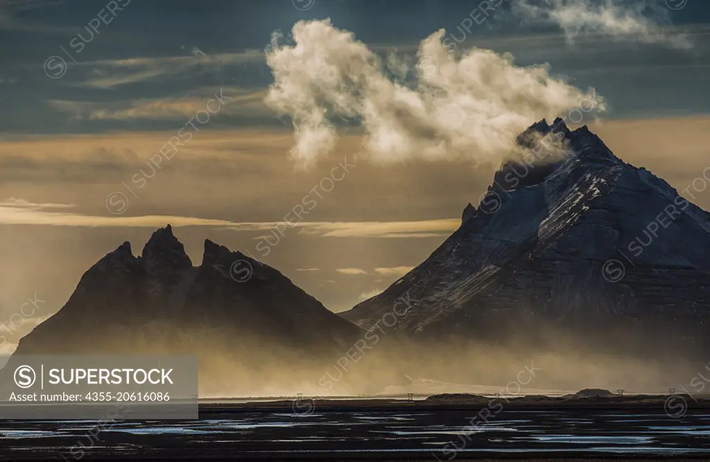 Iceland mountains