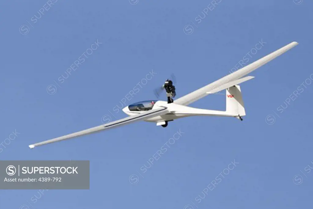 PIK-20 Aircraft in Flight