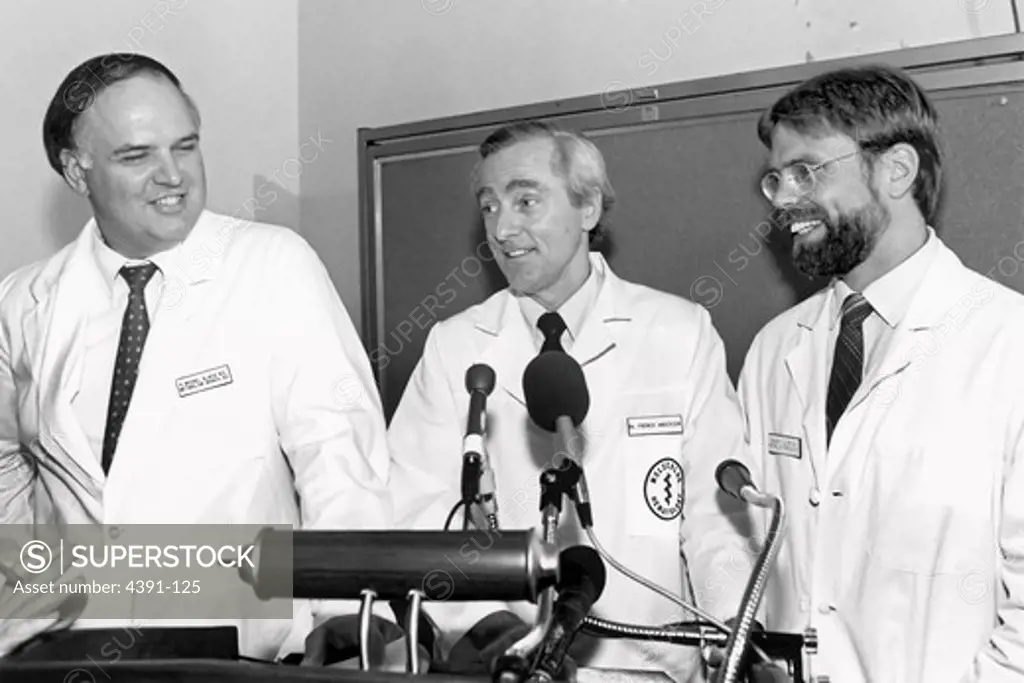 A gene therapy press conference held on September 13, 1990. Pictured are Drs. Michael Blaese (left), French Anderson (center), and Kenneth Culver (right).