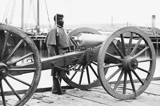 African American soldier Guards Artillery in the Civil War, African-Americans