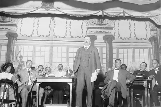 Roosevelt speaking at National Negro Business League, African-Americans