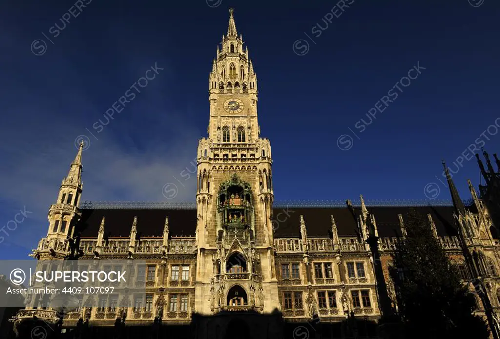 Germany. Munich. The New Town Hall (Neues Rathaus) at the northern part of Marienplatz. It was built between 1867 and 1908 by Georg von Hauberrisser (1841-1922) in a Gothic Revival architecture style.