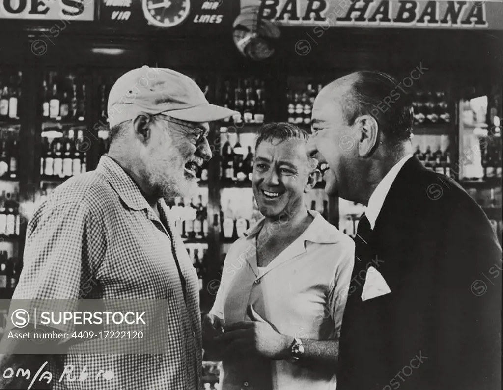 ERNEST HEMINGWAY, NOEL COWARD and ALEC GUINNESS in OUR MAN IN HAVANA (1959), directed by CAROL REED.