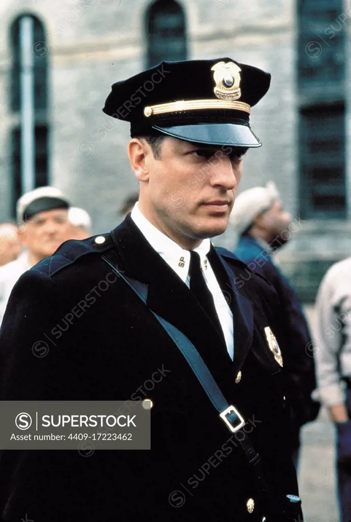 WILLIAM SADLER in THE SHAWSHANK REDEMPTION (1994), directed by FRANK DARABONT.