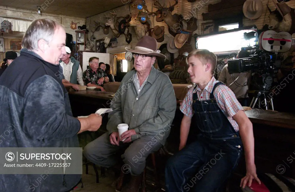 MICHAEL CAINE, HALEY JOEL OSMENT and TIM MC CANLIES in SECONDHAND LIONS (2003), directed by TIM MC CANLIES.