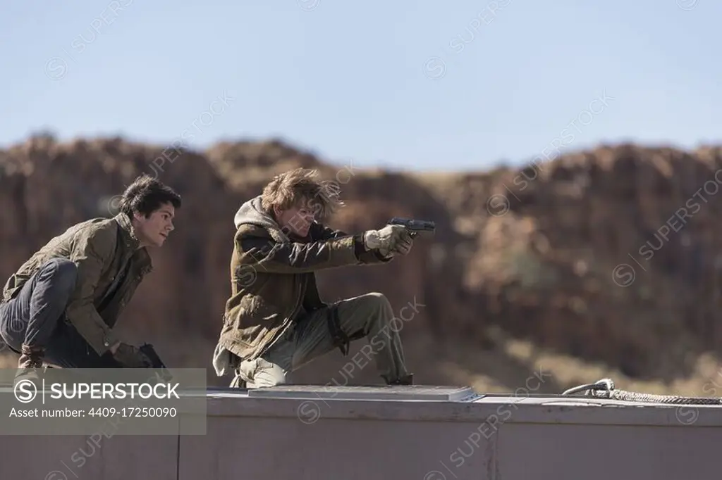 DYLAN O BRIEN and THOMAS BRODIE SANGSTER in MAZE RUNNER THE DEATH