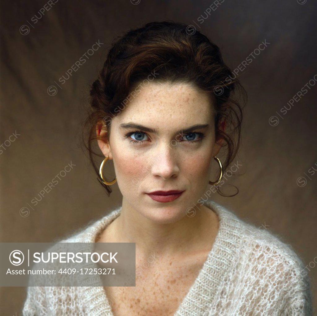 LARA FLYNN BOYLE in TWIN PEAKS (1990), directed by DAVID LYNCH. - SuperStock