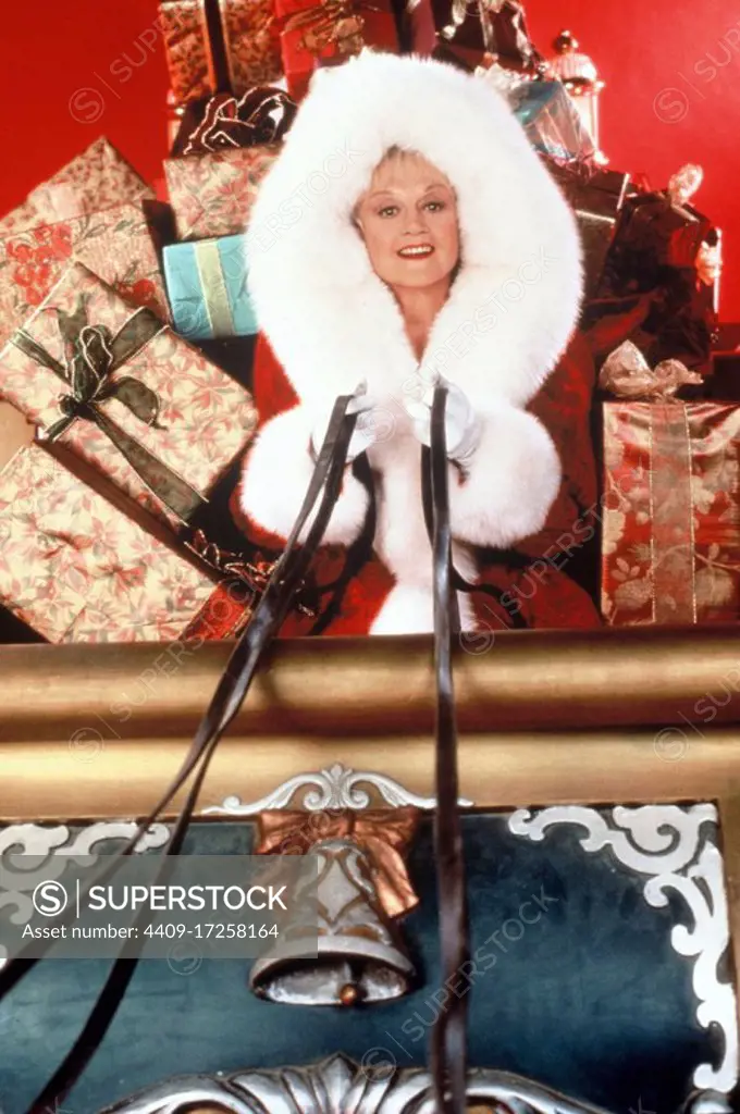 ANGELA LANSBURY in MRS. SANTA CLAUS (1996), directed by TERRY HUGHES.