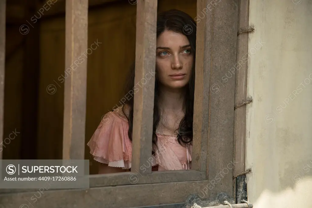 EVE HEWSON in THE LUMINARIES (2020).